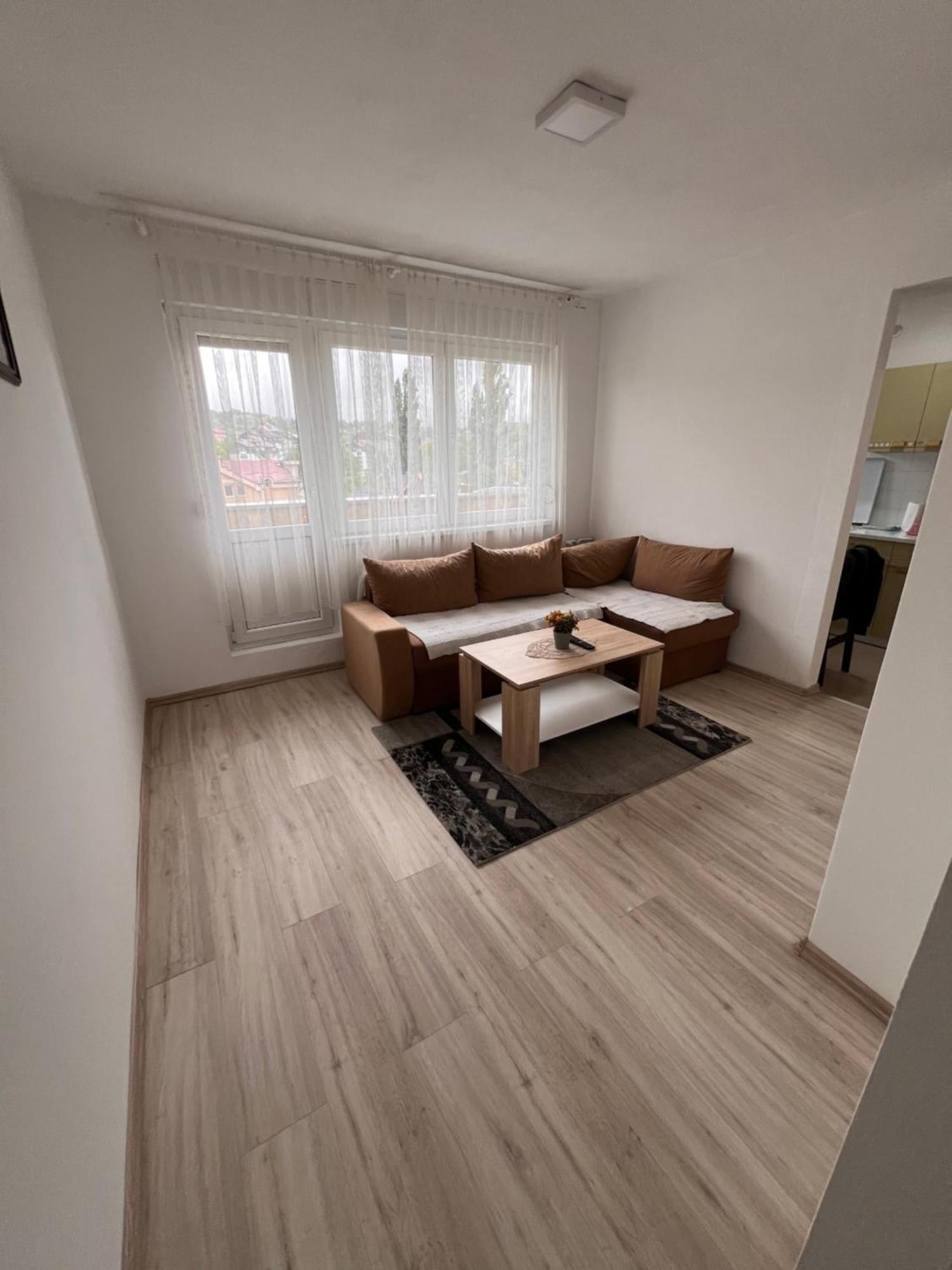 Babici 3 Apartment Hiseti Bagian luar foto